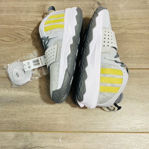 adidas Dame Basketball Shoe Men's Light Gray/Gold New without Box size 11 - Picture 9 of 16